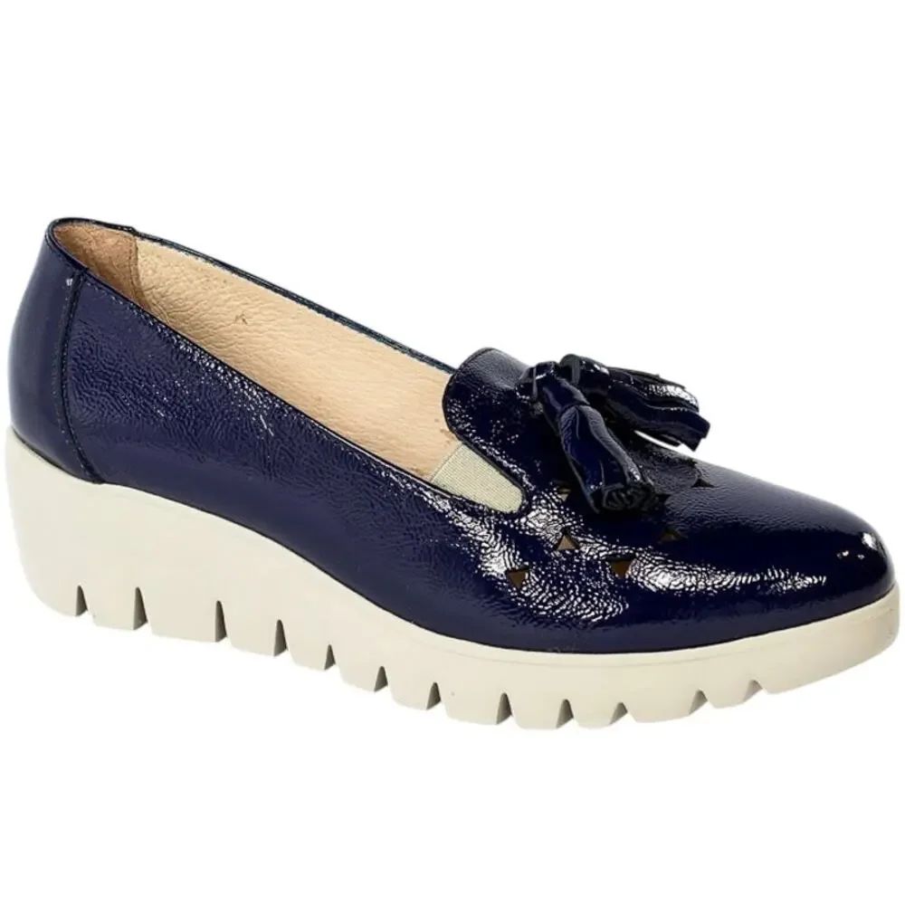 Wonders Spain Textured Laser Cut Patent Leather Tasseled Wedge Loafers Navy Blue
